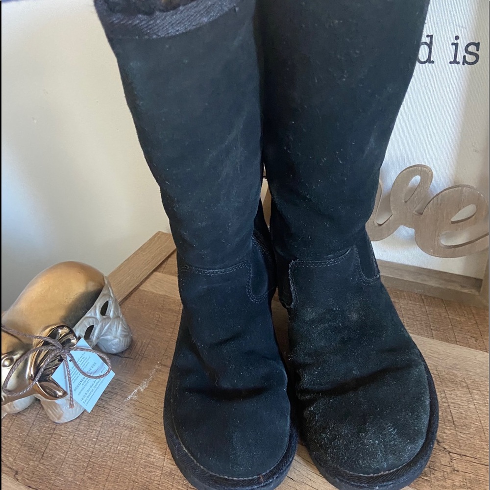 Ugg black boots